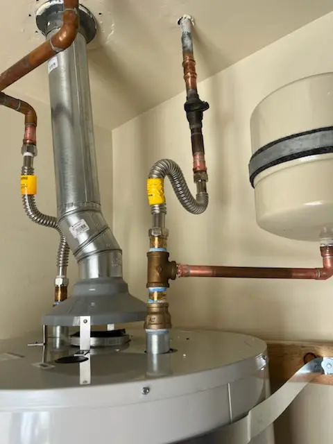 Water heater installation and plumbing repair in East Caln